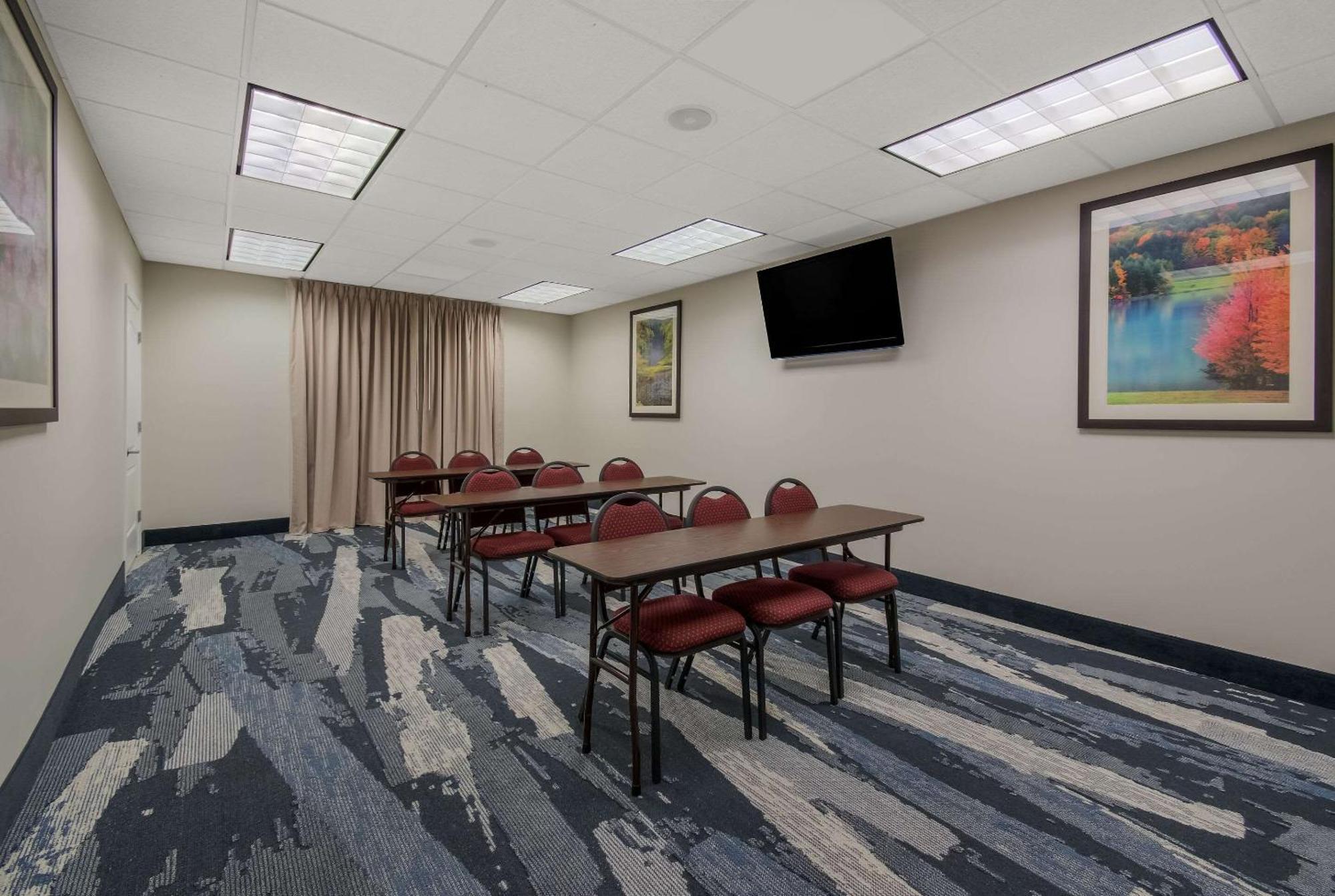 Comfort & - Frackville Hotel Barnesville